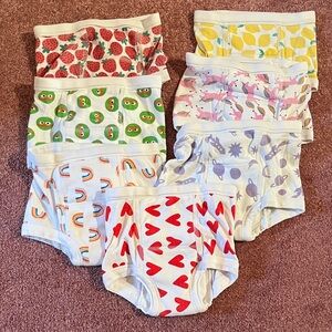 Bundle of Hanna Andersson training undies XS